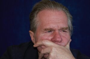 Η ανδρική γονιμότητα φθίνει με την ηλικία – Τι χρειάζεται να γνωρίζετε