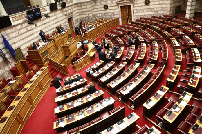 Βουλή: Κατατίθεται σήμερα η τροπολογία για την αυτόματη αναγνώριση ειδικότητας Ελλήνων γιατρών από τις ΗΠΑ