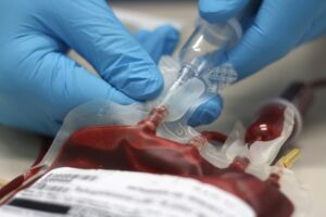 Κλιματική αλλαγή: Ο αφανής κίνδυνος από την εκτινασσόμενη ζήτηση αίματος λόγω περιβαλλοντικών κρίσεων