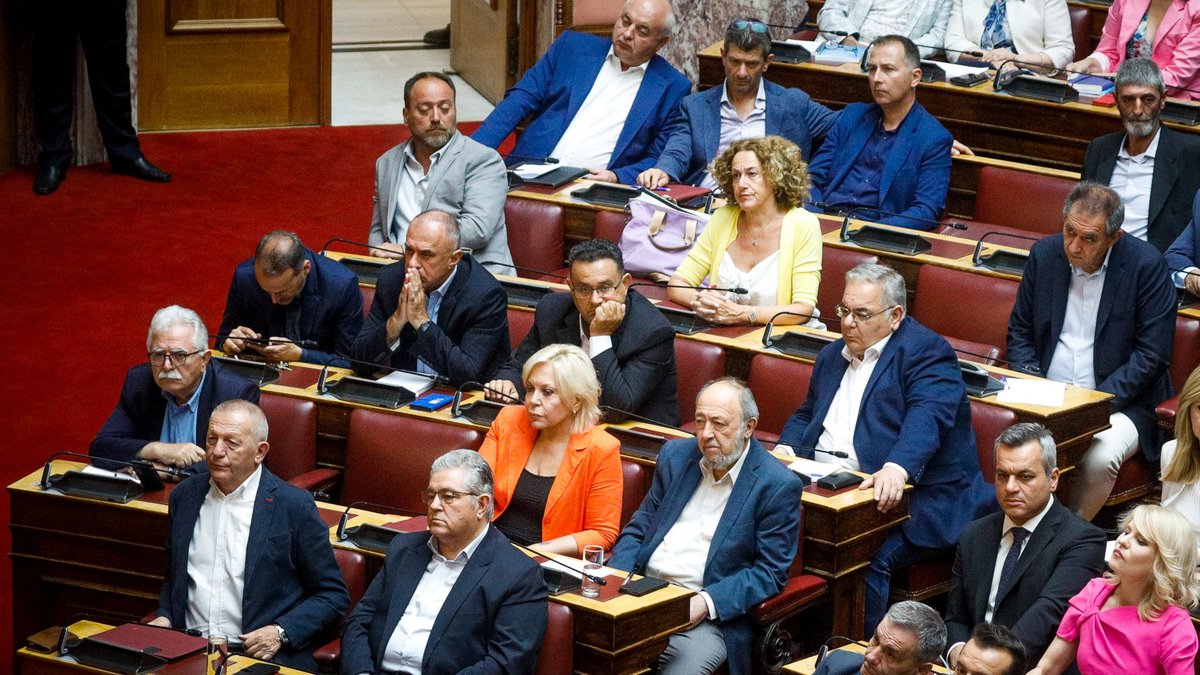 ΚΚΕ: Ζητά να διακοπεί άμεσα η μηνιαία παρακράτηση υπέρ της Στέγης των Υγειονομικών