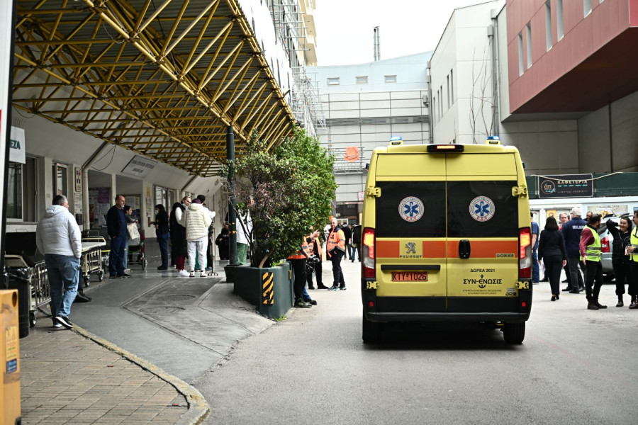 ΕΙΝΑΠ: Καταγγέλλει τις συνθήκες στα πρόχειρα ΤΕΠ του «Ευαγγελισμού»