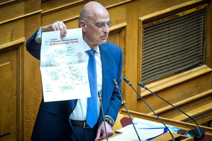 Ένοπλες Δυνάμεις: Ριζικές αλλαγές στο υγειονομικό σκέλος – Ο Δένδιας προαναγγέλλει αναβάθμιση μισθών