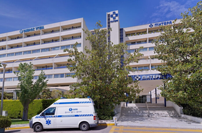ΜΗΤΕΡΑ: Διεθνής διάκριση για Έλληνες ουρολόγους με την πρωτοποριακή μέθοδο HoLEP