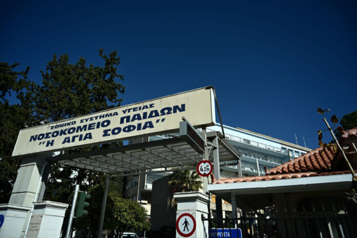 Ενωτικό Κίνημα για την Ανατροπή: Καταγγελία για τις πιέσεις σε γονείς παιδιών σχετικά με χειρουργεία σε ιδιωτικές κλινικές