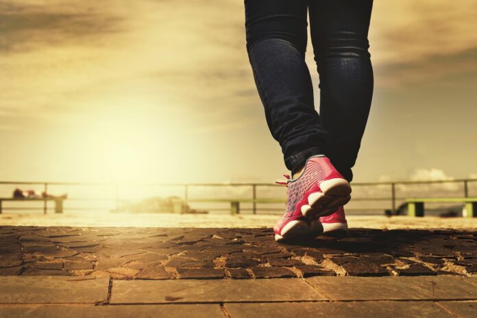 #LegsFirst: Η Servier Hellas ξεκινά εκστρατεία ενημέρωσης για τη Χρόνια Φλεβική Νόσο
