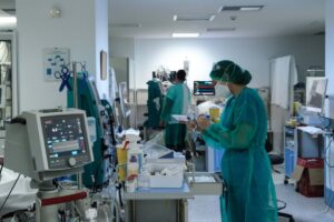 Επίδομα ειδικού σκοπού για τους επαγγελματίες υγείας του ΕΣΥ που συμμετέχουν στο «ΠΡΟΛΑΜΒΑΝΩ»