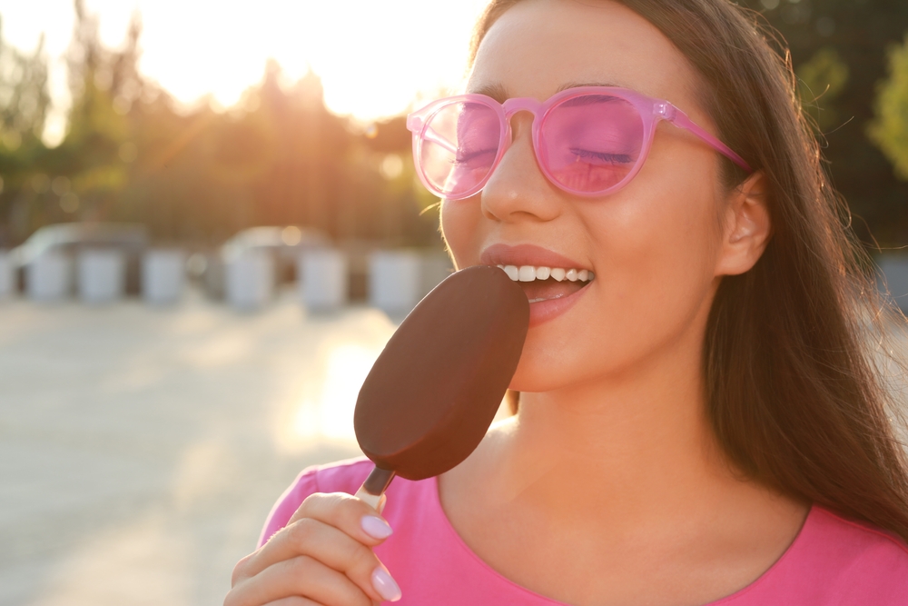 Brain freeze: Τι συμβαίνει στον εγκέφαλο όταν τρώμε παγωτό;
