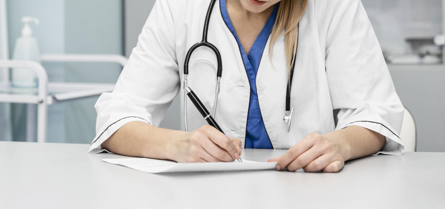 ΙΣΑ: Εξισώνεται στις 60 ημέρες η ισχύς των παραπεμπτικών σε δημόσιο και ιδιωτικό τομέα