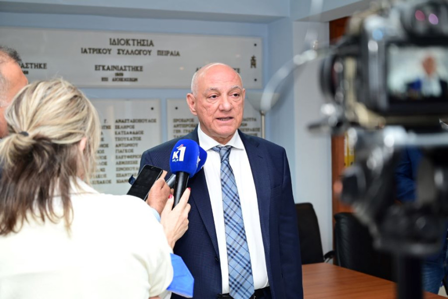 ΙΣΠ: Ζητά άμεσα υψηλότερες αμοιβές για τους γιατρούς του ΕΟΠΥΥ