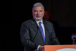 ΙΣΑ: Προσφεύγει στην ευρωπαϊκή δικαιοσύνη κατά του clawback – «Θέτει σε κίνδυνο την επιβίωση των εργαστηρίων»