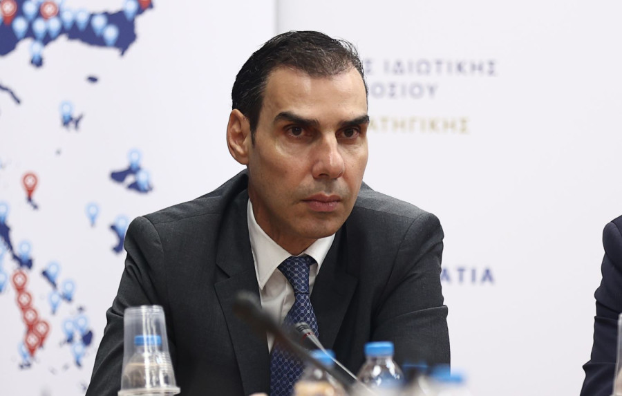 Θεμιστοκλέους: «Σε κόκκινο συναγερμό το ΕΣΥ για τον επερχόμενο καύσωνα – Οι πολίτες να τηρούν τις οδηγίες προστασίας»