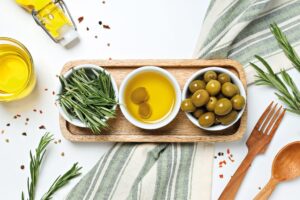 Ελαιόλαδο: Οι πολύτιμες ιδιότητες και η επίδρασή του στην υγεία