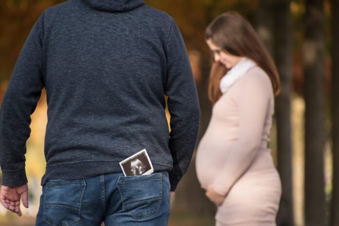 Γαλλία: Έμβρυο με σπάνιο αγγειακό όγκο θεραπεύτηκε μέσα στη μήτρα σε παγκόσμια πρωτιά