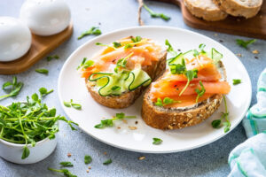 Nordic diet: Πώς η σκανδιναβική διατροφή συνδέεται με καλύτερη υγεία και μικρότερο περιβαλλοντικό αποτύπωμα