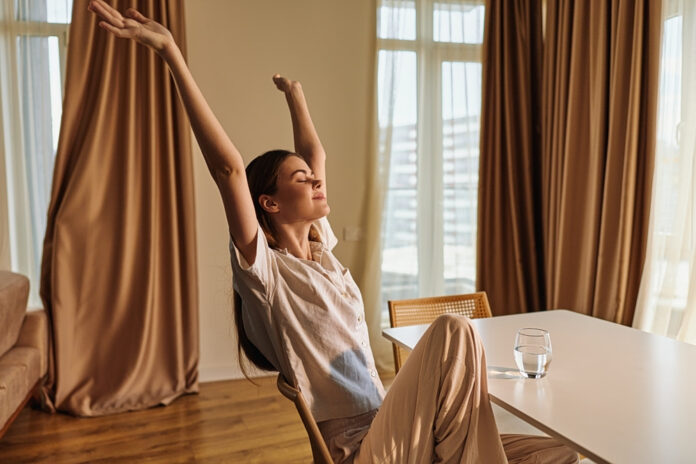 Soft living: 9 πρωινές συνήθειες για να ξεκινάτε τη μέρα σας πιο όμορφα