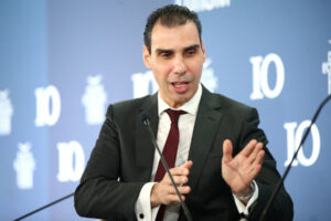 Θεμιστοκλέους: Έρχονται 850 μόνιμες θέσεις γιατρών στα νοσοκομεία – Ο νοσηλευτικός κλάδος στο επόμενο νομοσχέδιο