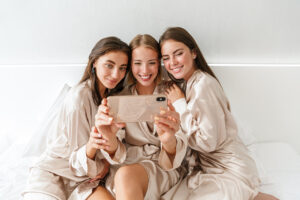 Wellnessmaxxing: Πώς η αυτοφροντίδα μετατρέπεται σε αγώνα ταχύτητας