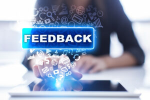 Η δύναμη του feedback: Πώς μας βοηθά να κατανοήσουμε τον εαυτό μας και τους άλλους