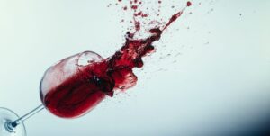 Αλκοόλ: Τι μπορεί να αλλάξει στην υγεία σας αν μειώσετε την κατανάλωση χωρίς να το κόψετε