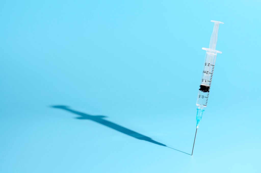Εμβολιασμός ευπαθών ομάδων: Γιατί όσοι κινδυνεύουν περισσότερο μένουν χωρίς κάλυψη