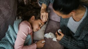Γρίπη: Η περίοδος ξεκίνησε νωρίτερα φέτος – πώς να προστατεύσετε την οικογένειά σας