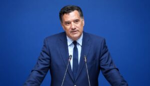 Γεωργιάδης: Ζητά γενναία έκπτωση στα φάρμακα κατά της παχυσαρκίας και προειδοποιεί τις εταιρείες