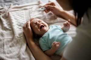 RSV στα βρέφη: προειδοποιητικά σημάδια και τρόποι πρόληψης