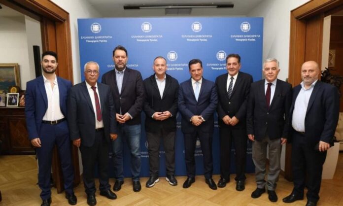 Ρόδος: Πώς το νησί προσπαθεί να κρατήσει τους γιατρούς του