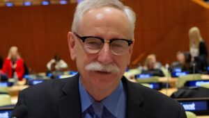 Walter Willett: Ο «συνειδητός τρώγων» που άλλαξε τη διατροφή του όταν άλλαξε η επιστήμη του